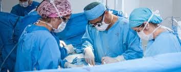 Médica Especialista em Angina